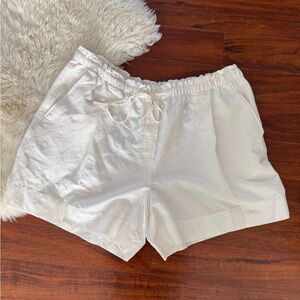 H&M Cream High-Waist Drawstring Linen-Blend Shorts. NWT